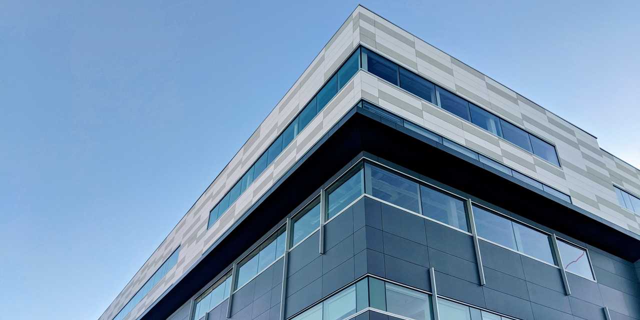 Toimistorakennuksen ulkoseinä