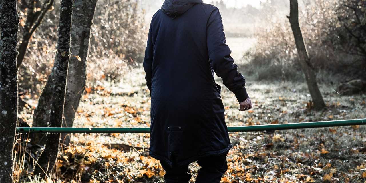 En person som ska ta sig över ett hinder